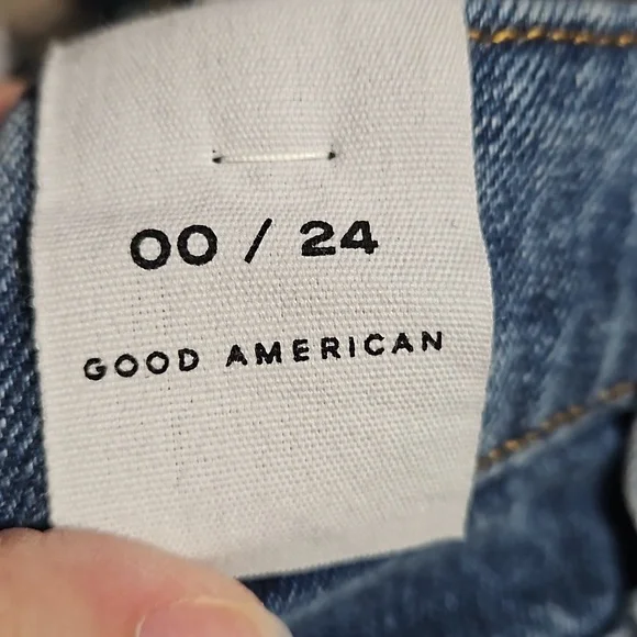 NWT Good American Denim Shorts - Picture 11 of 12